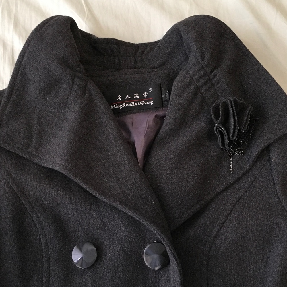 Wool coat - Picture 4 of 11